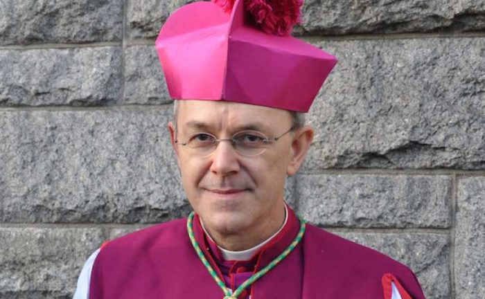 MONS. SCHNEIDER: IL CRISTIANESIMO È L'UNICA RELIGIONE VOLUTA DA DIO. Schneider 1 700x432