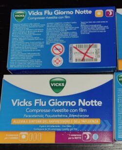 Grazie, Santità! Ma che Bel Regalo per Natale! Cinque Scatole di Vicks Flu... Vicks 2 250x307