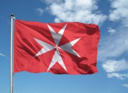 Malta. Explosiva carta de Chile del Presidente de la Orden sobre la Reforma. Malta Bandiera 250x182
