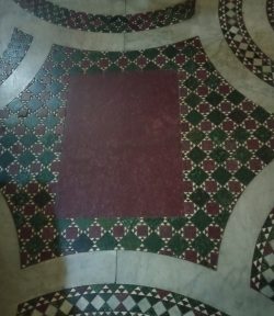 San Santa Mar In Tr 4 250x288