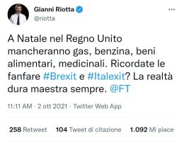 Bestiario GreenPascista. A Futura Memoria, Immagini e Parole dal Web Riotta Uk 250x205