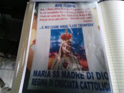 MANIFESTO DISTRUTTO DALLA MADONNA 250x188
