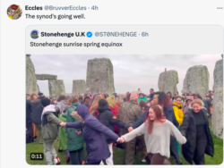 Eccles Stonehenge 250x188