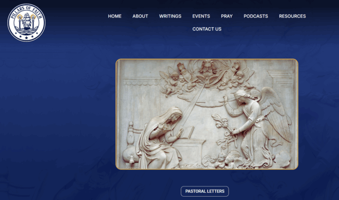 Strickland Pillars Annunciazione 700x413